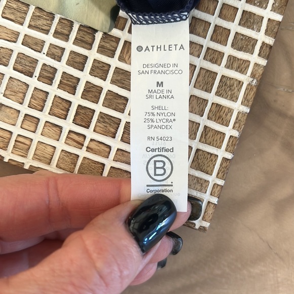 Athleta North Point Rashguard - Picture 14 of 14